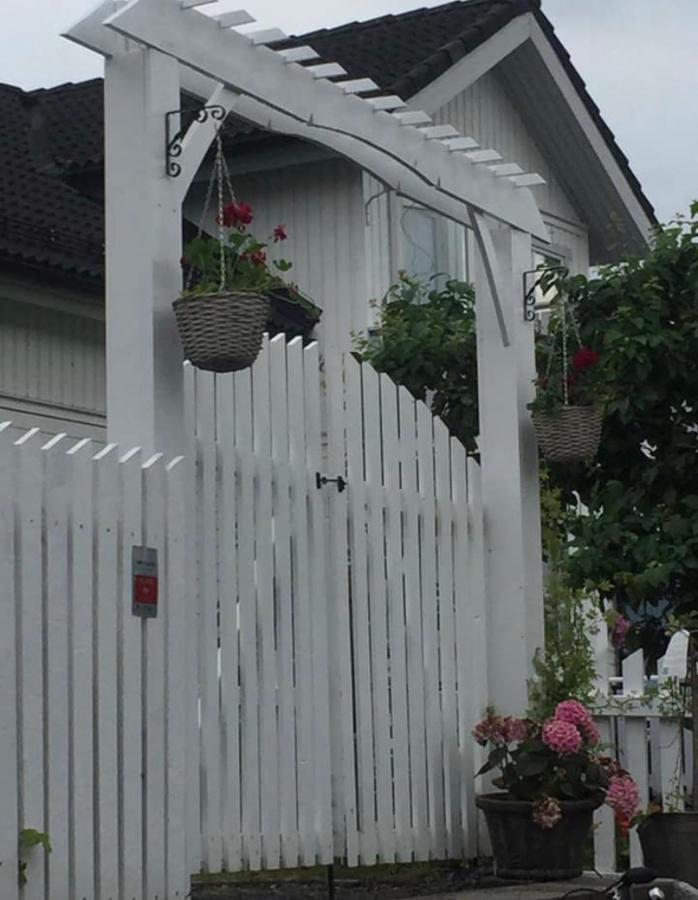 The Gingerbread House Apartamento Lillehammer Exterior foto